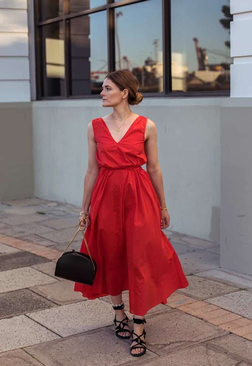 How To Wear Red Sandals